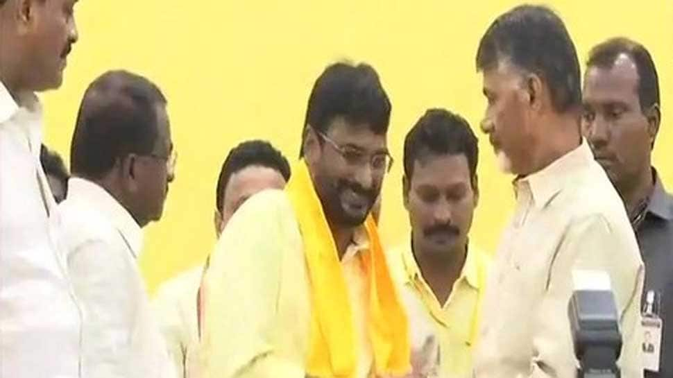 Congress leader Kondru Murali Mohan joins TDP