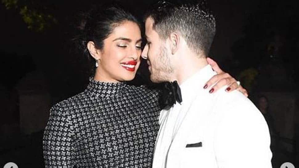 Priyanka Chopra-Nick Jonas cannot get enough of each other-Pic Proof