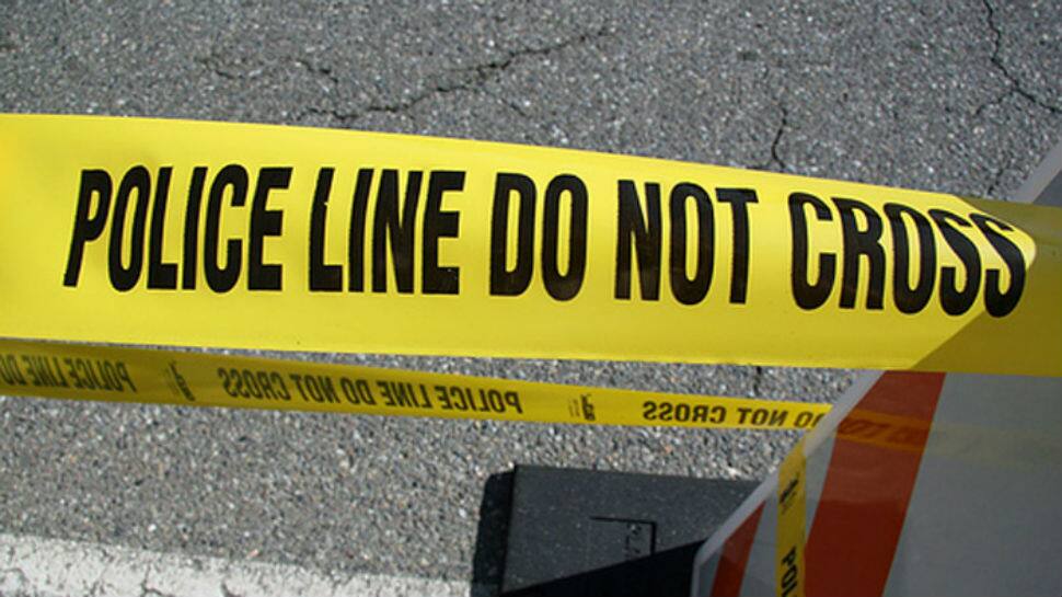 Drunk man drives car on Delhi footpath, kills 2 Drunk man drives car on Delhi footpath, kills 2