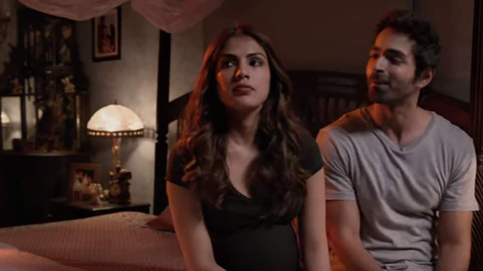 Watch Rhea Chakraborty-Varun Mitra&#039;s &#039;Jalebi&#039; trailer!