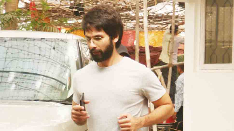 Shahid Kapoor resumes work, spotted outside recording studio — Photos inside