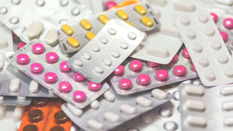Centre Bans 328 Drugs Including Popular Painkiller Pills India News Zee News