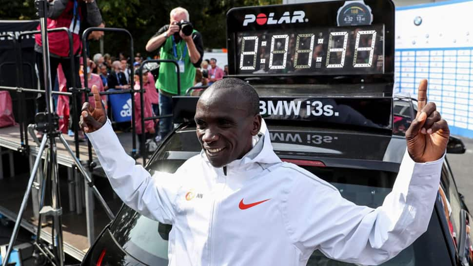  Kenya&#039;s Eliud Kipchoge shatters Marathon world record in Berlin