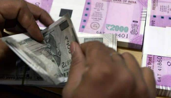 IMF estimates &#039;real&#039; effective depreciation of Indian rupee