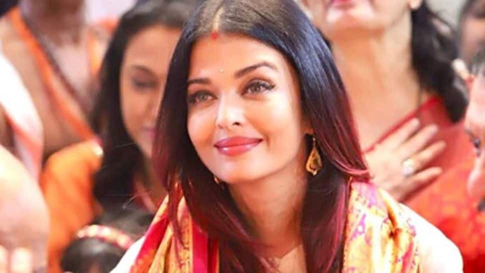 Aishwarya Rai Bachchan and daughter Aaradhya at GSB Ganpati darshan—See pic