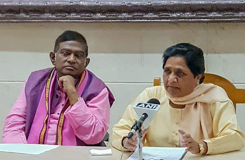 Mayawati snubs Congress, joins hand with Ajit Jogi for Chhattisgarh polls