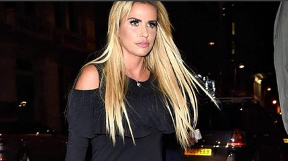 Katie Price spotted &#039;splurging 600 pounds on perfume&#039;