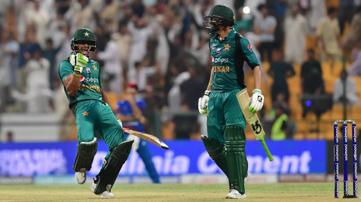 Shoaib Malik&#039;s unbeaten fifty saves Pakistan blushes against Afghanistan