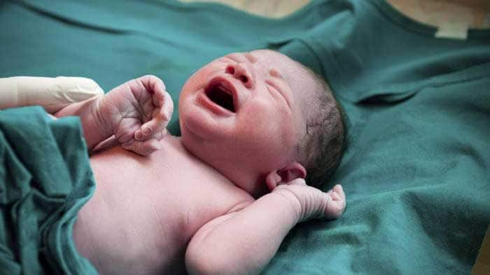 Odisha woman gives birth in stranded train