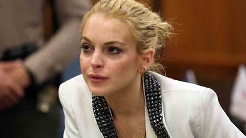 Lindsay Lohan gets punched in face after accusing Syrian parents of child trafficking