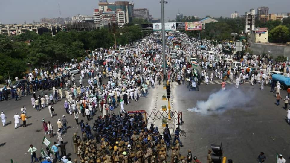 Farmers&#039; protest: Rapid Action Force at UP-Delhi border, Ghaziabad schools to remain shut