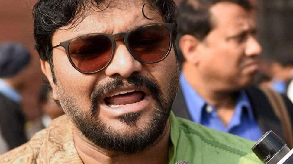 Babul Supriyo accuses Bengal cops of threatening singer