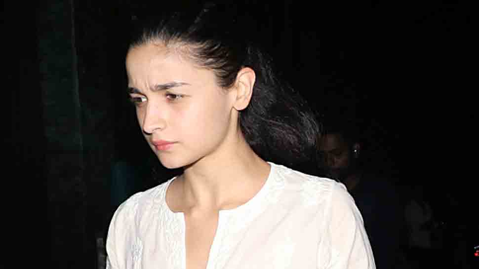 Alia Bhatt leaves for Kargil for Karan Johar&#039;s period-drama Kalank — See photo