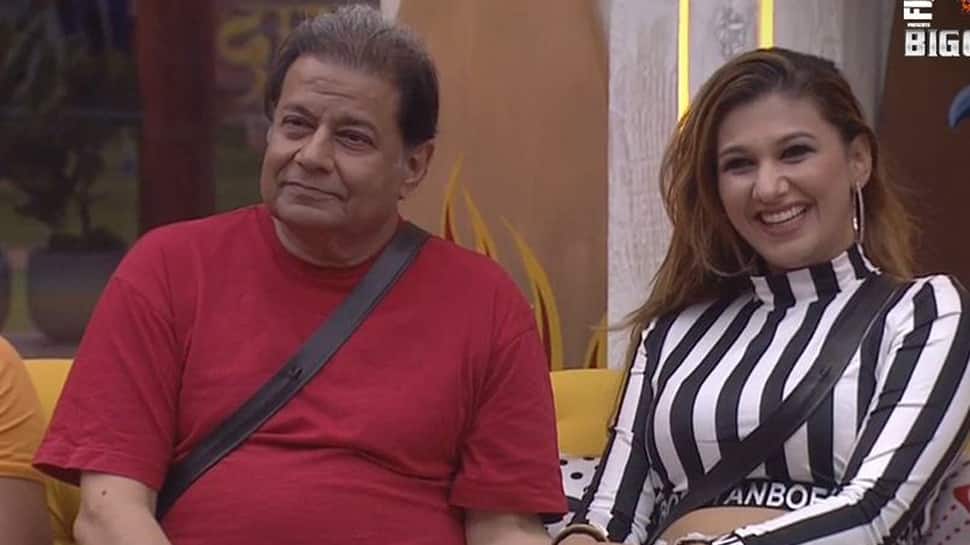 Bigg Boss 12: Jasleen Matharu says she is single minutes after Anup Jalota&#039;s exit from the show