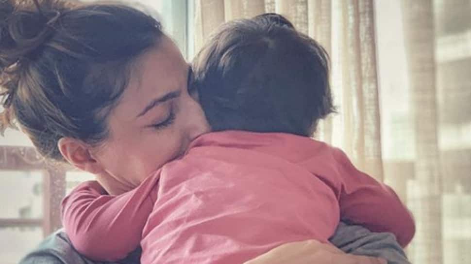Soha Ali Khan&#039;s latest picture with baby Inaaya will melt your heart-See pic