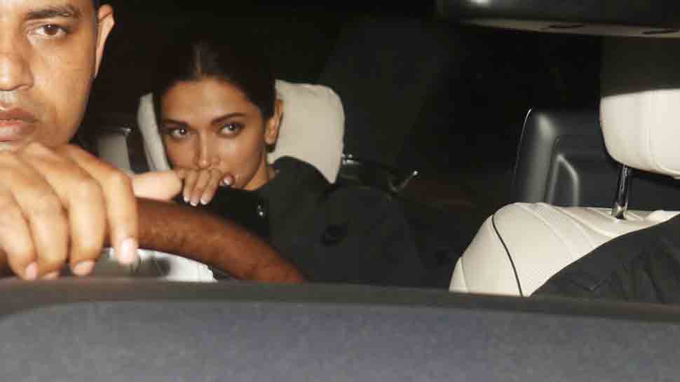 Deepika Padukone clicked leaving Aamir Khan&#039;s house. Is a film on the cards? 