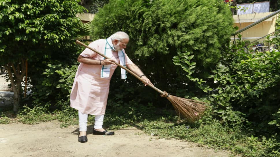 Bill Gates heaps praise on PM Narendra Modi for Swachh Bharat campaign