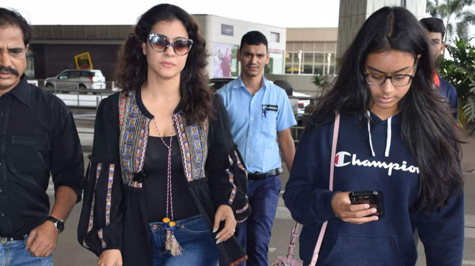 Kajol posing with daughter Nysa in this pic is the most adorable thing on internet today!