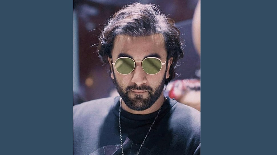 Neetu Kapoor shares son Ranbir Kapoor&#039;s photo from New York street with an emotional caption — Take a look