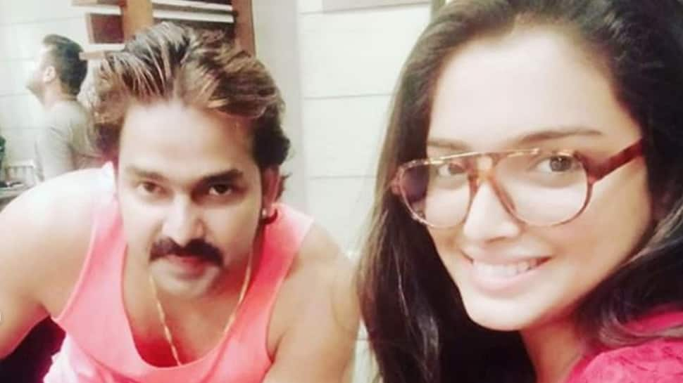 Amrapali Dubey and Pawan Singh enjoy a coffee date—Pic