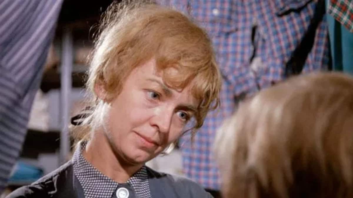 Actress Diana Sowle dies at 88 | People News | Zee News, image size:1200x674