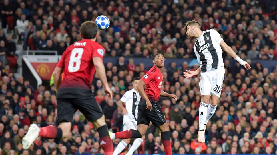 Juventus take charge of Group H with win at Manchester United