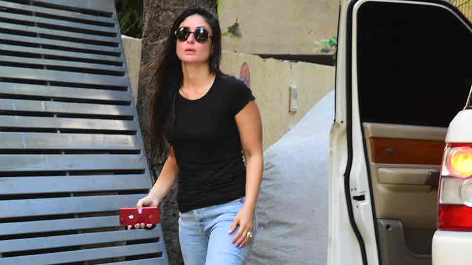 Kareena Kapoor gets clicked at Bandra, looks fashionable as usual in those sunnies