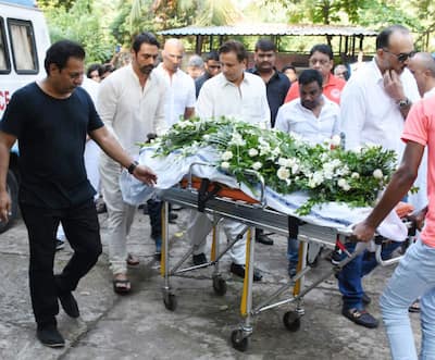 Arjun Rampal at the funeral