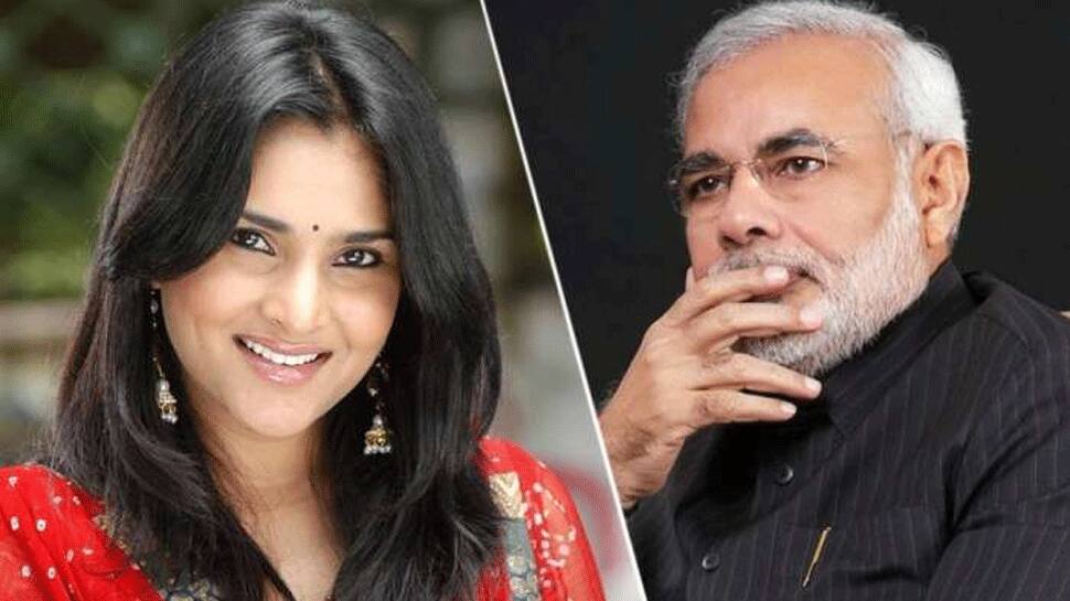 Divya Spandana takes a dig at PM with &#039;Is that bird dropping?&#039; tweet, sparks row