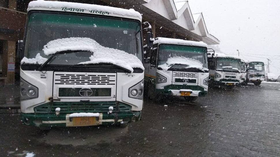 Himachal Pradesh: Vehicular movement closed on Manali-Leh highway, rainfall alert issued