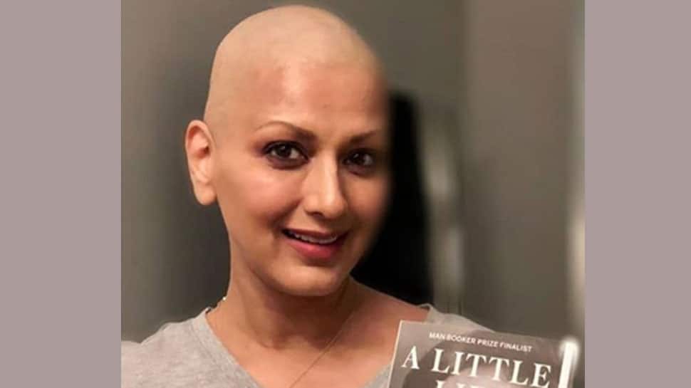 Sonali Bendre shares her latest read, reveals chemo made her eyesight weak