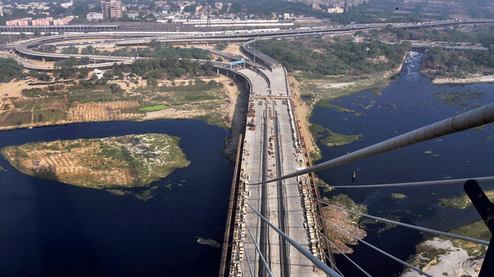 Amid war for credit, Delhi&#039;s Signature Bridge opens for public today