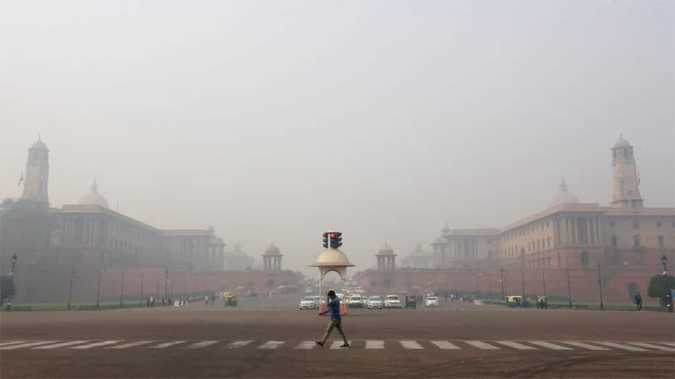 Delhi air quality improves to &#039;poor&#039; on Diwali morning, authorities brace for day after