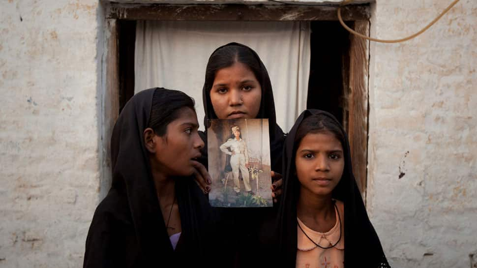 Pakistani Christian woman Asia Bibi freed after blasphemy death sentence reversed