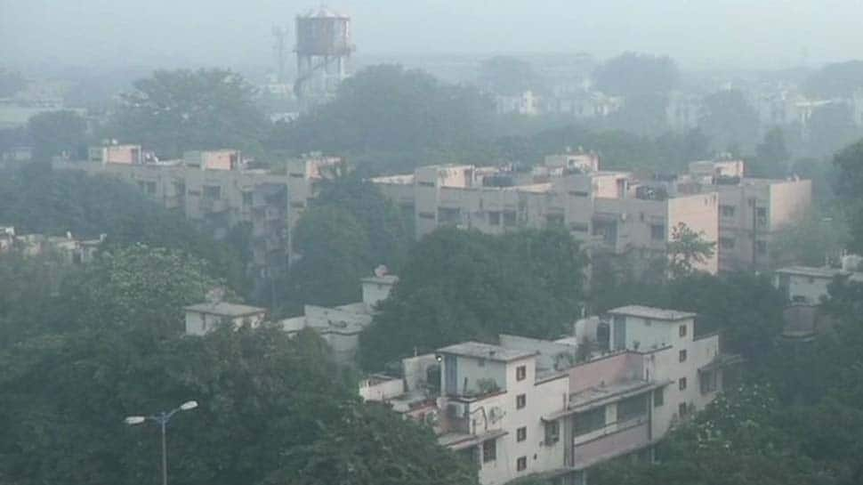 Delhi&#039;s air quality improves, reaches &#039;very poor&#039; category