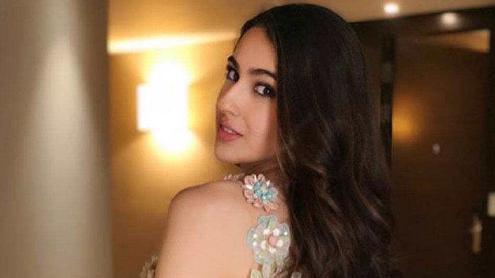 Sara Ali Khan celebrates &#039;Cinderella moment&#039; at &#039;Kedarnath&#039; trailer launch—Pics