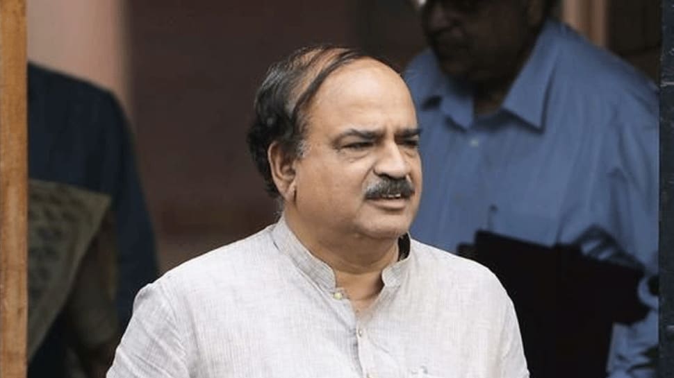 Union Cabinet passes resolution condoling Ananth Kumar&#039;s demise
