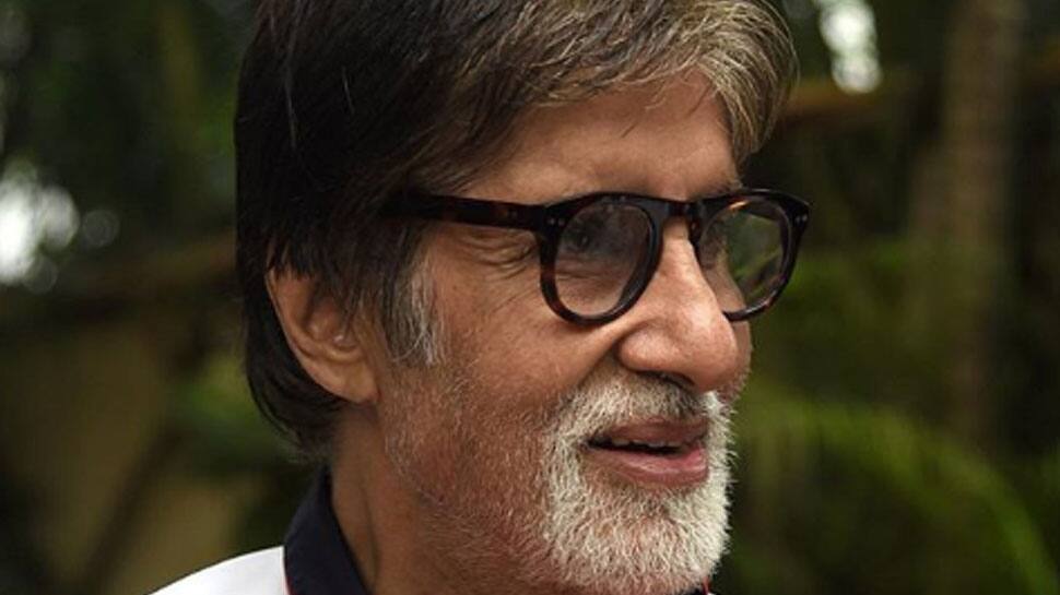 I like to be criticised as it makes me aware, says Amitabh Bachchan