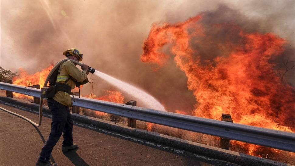 Deadliest fire reduces California town to ash and charred rubble; over 60 dead, 600 missing