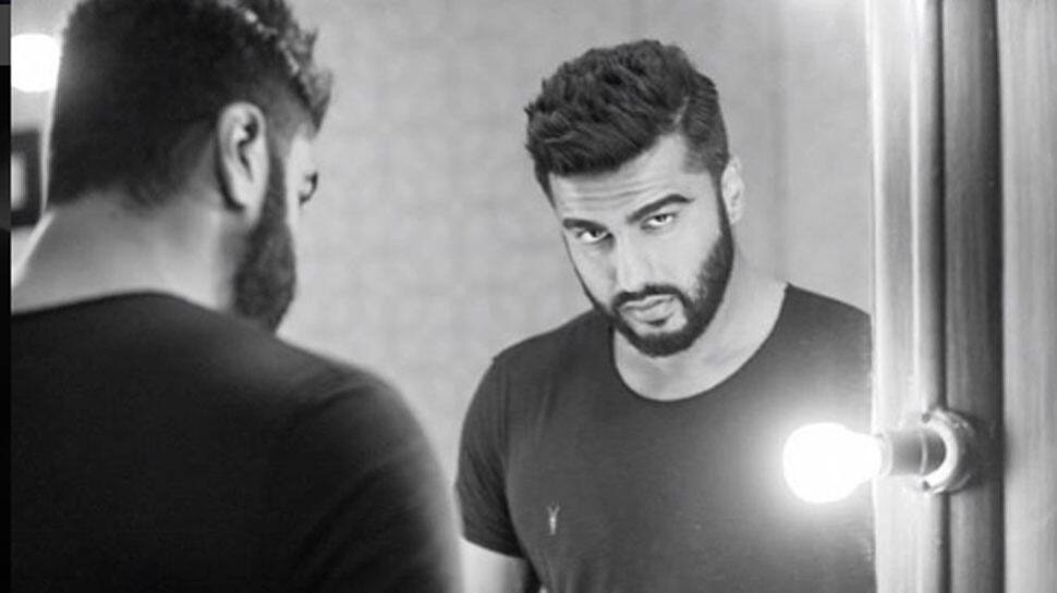 Arjun Kapoor has an epic reaction when asked &#039;are you single&#039; on Koffee With Karan—Watch