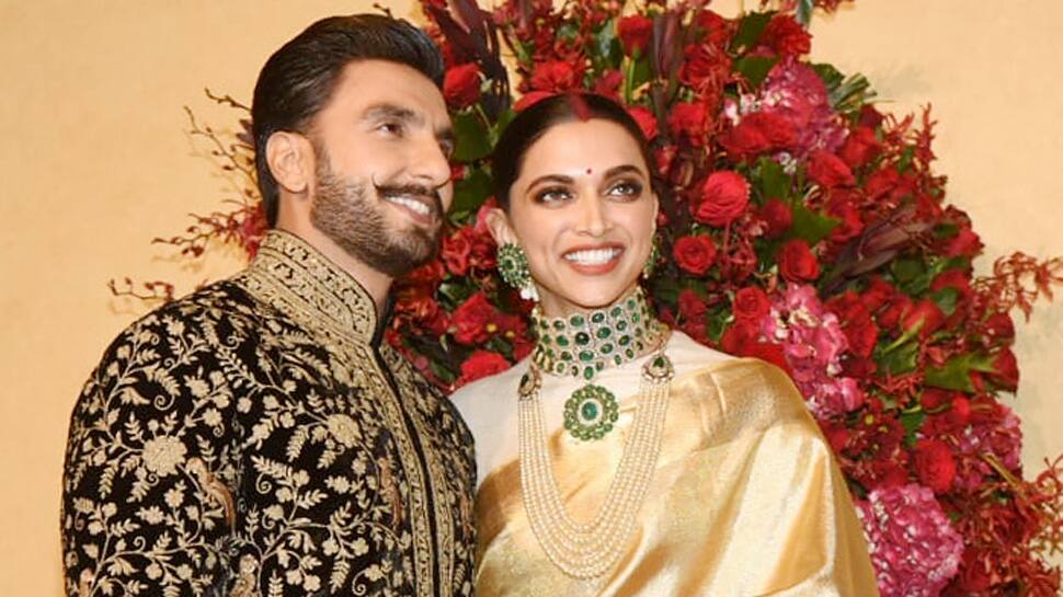 Ranveer Singh had the cutest reaction when asked to pose sans Deepika Padukone at Bengaluru reception