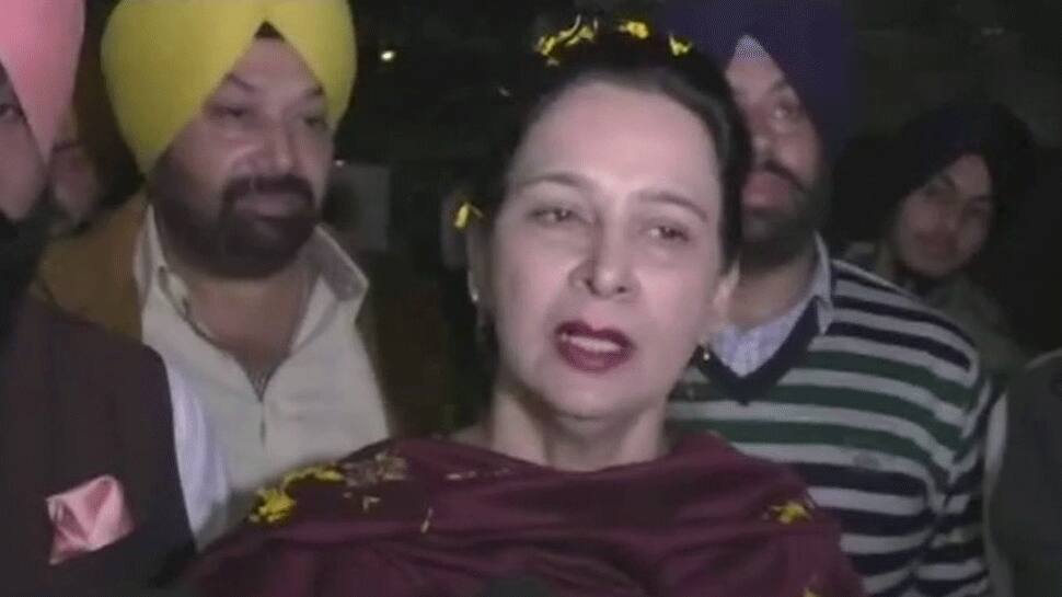 Navjot Singh Sidhu should definitely go, says wife on Pakistan&#039;s invite for Kartarpur corridor