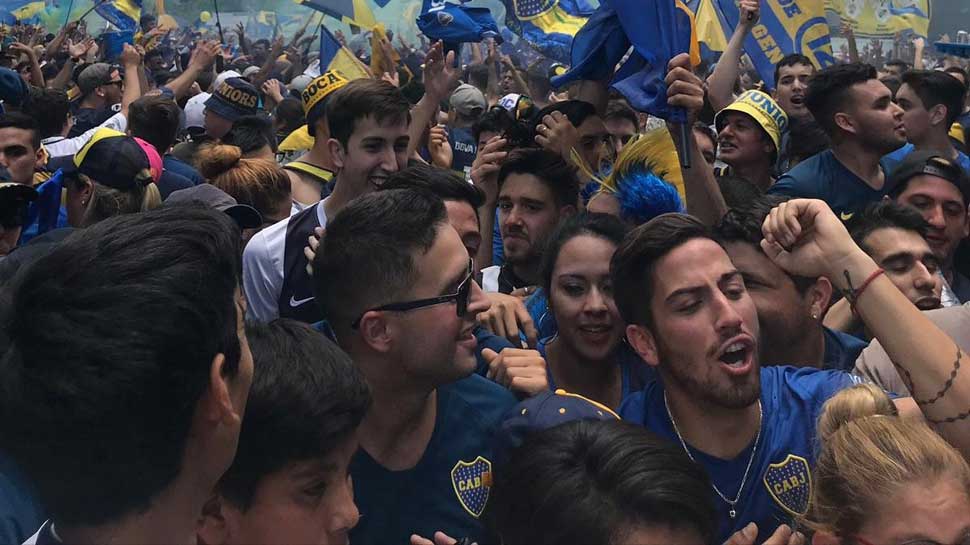 Libertadores final postponed after Boca bus attacked, players hurt