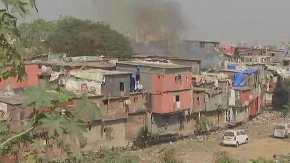 Fire breaks out at Shastri Nagar slum in Mumbai&#039;s Bandra, 15 huts gutted