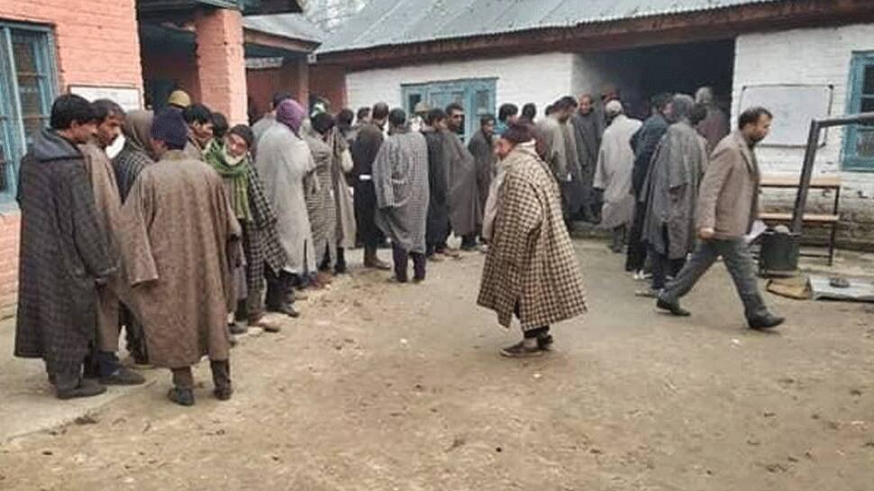 J&amp;K panchayat polls: Voting underway for fifth phase amid tight security 