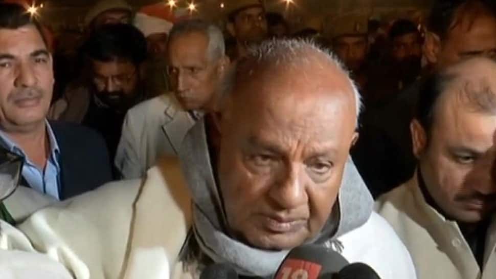 Farmers awakened now, know how to punish: former PM Deve Gowda at Kisan Mukti March