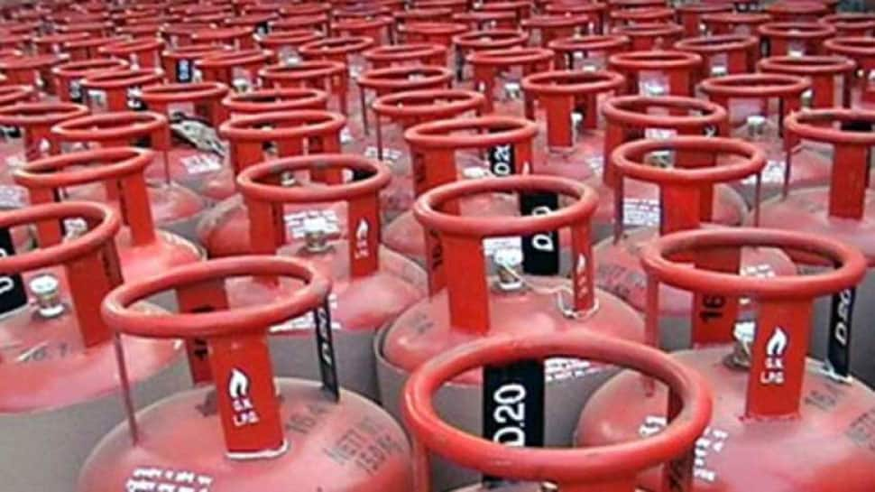 Subsidised LPG price cut by Rs 6.5; market price LPG cut by Rs 133