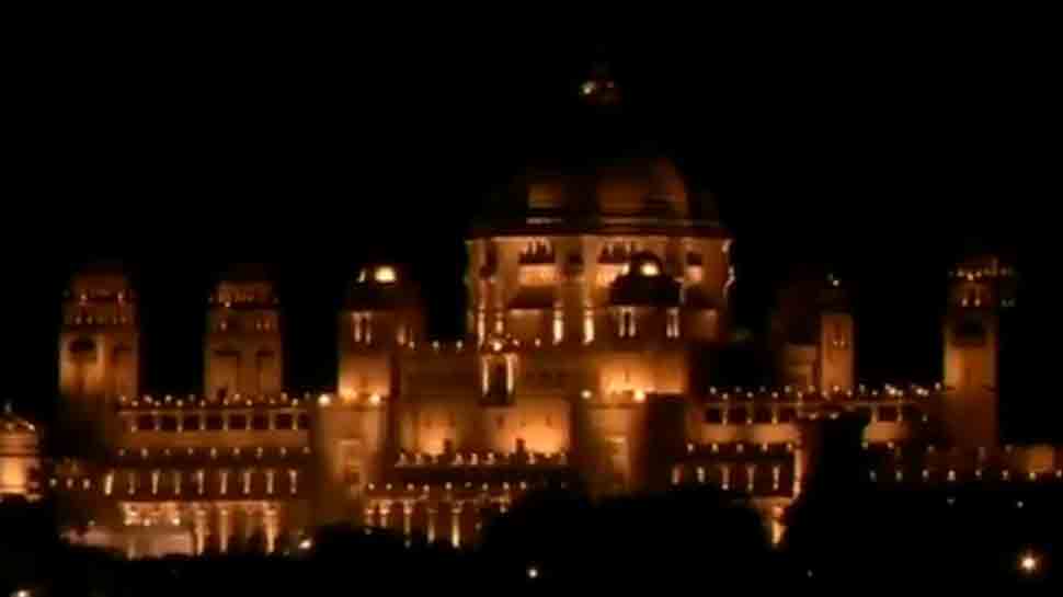 Umaid Bhawan Palace lits up by firework as Priyanka Chopra, Nick Jonas say &#039;I Do&#039;