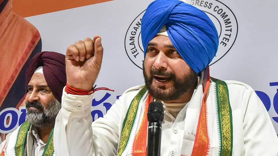 Zee News moves EC against Sidhu, Congress leaders over ‘Pakistan Zindabad’ slogans during election rally