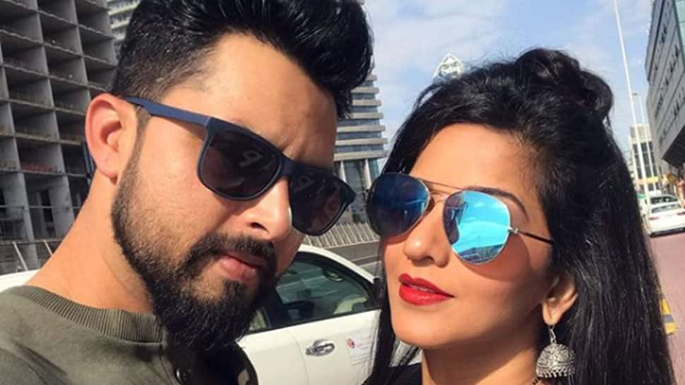 Monalisa&#039;s selfie with husband Vikrant Singh Rajpoot is all things love